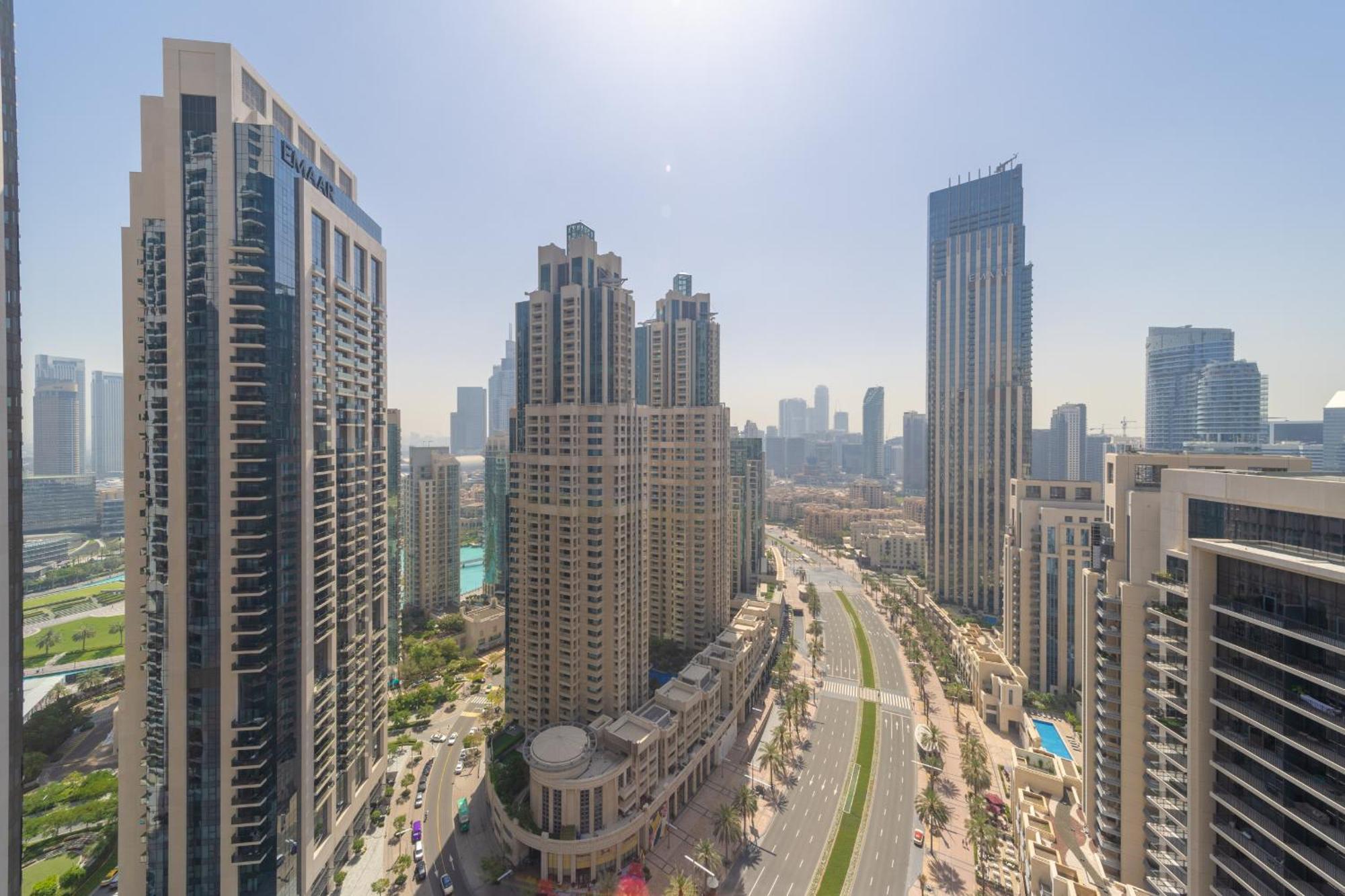 Eden's Homes & - Blvd Crescent Апартаменти *